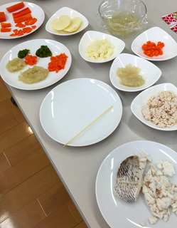 LaLa離乳食20160412.jpg